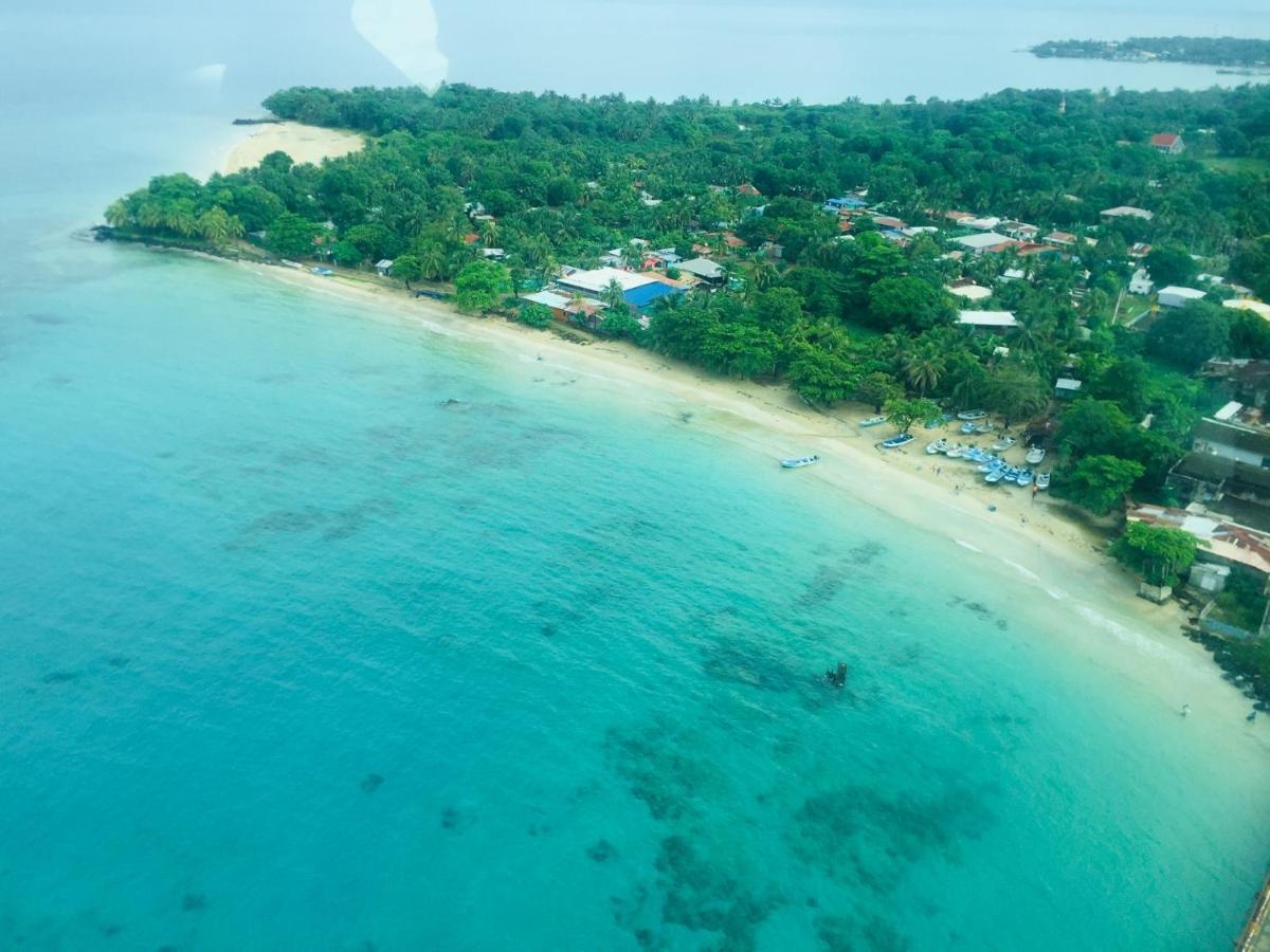 Pic-Nic Beach Corn Island Hotel Exterior foto